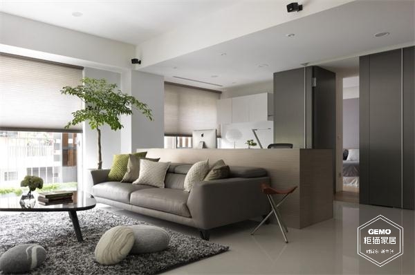 開放式廚房客廳沙發隔斷